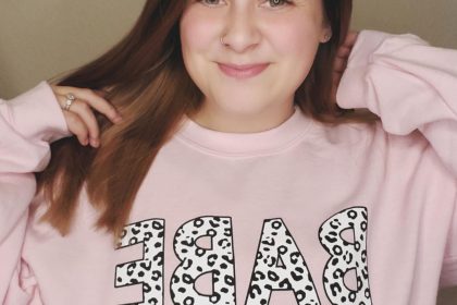 Photos, texte, broderie : que mettre sur son sweat personnalisé femme ?