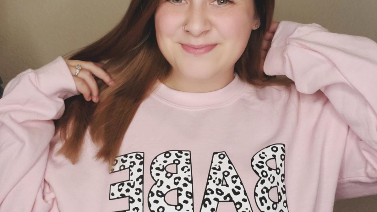 Photos, texte, broderie : que mettre sur son sweat personnalisé femme ?